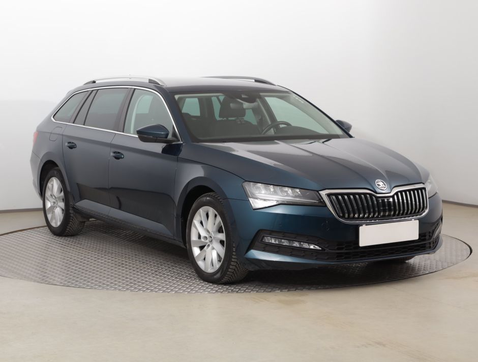 Skoda Superb - 2022