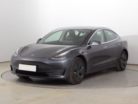 Tesla Model 3 - 2019