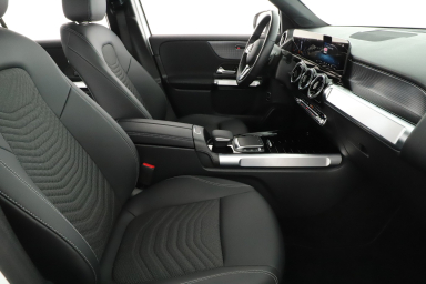 Mercedes-Benz GLB - 2023