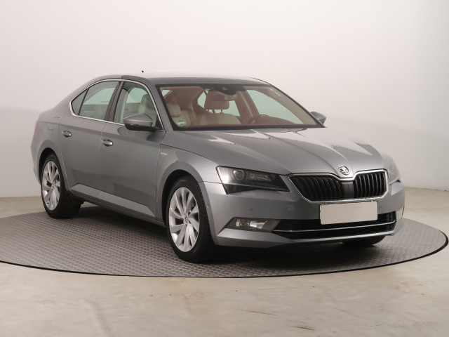 Škoda Superb 2017