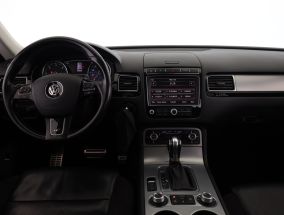 Volkswagen Touareg - 2015