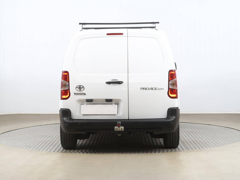 Toyota Proace City