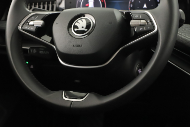 Škoda Superb - 2024