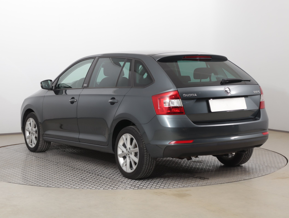 Škoda Rapid