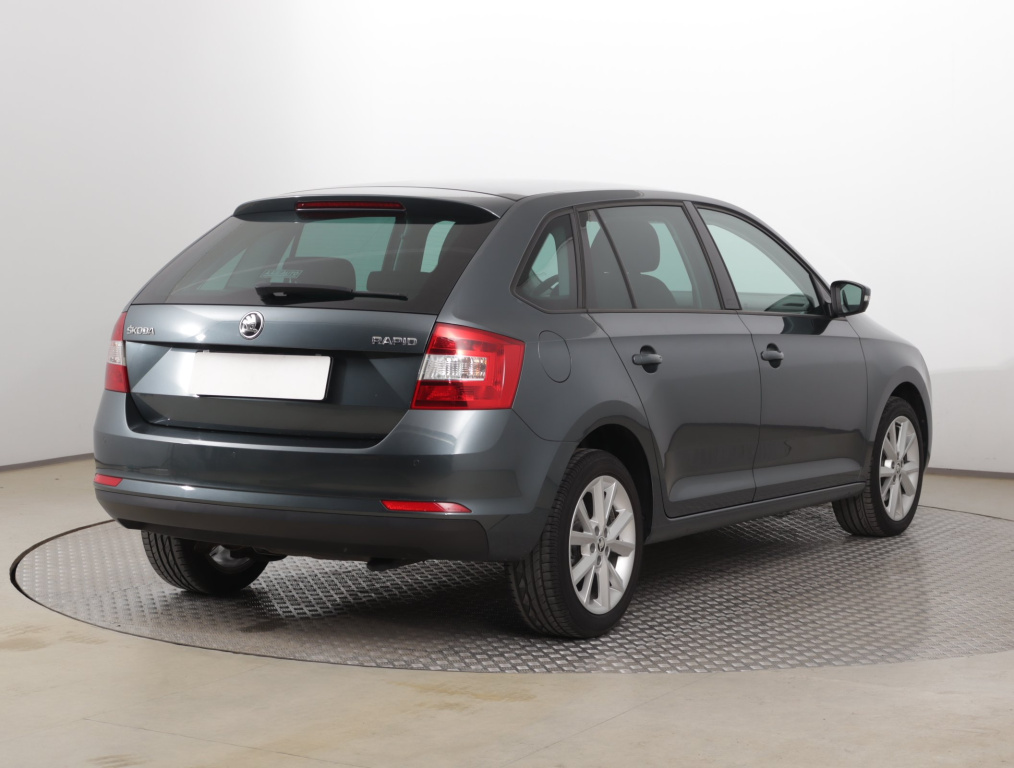 Škoda Rapid