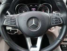 Mercedes-Benz GLA - 2017