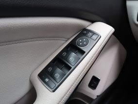 Mercedes-Benz GLA - 2017