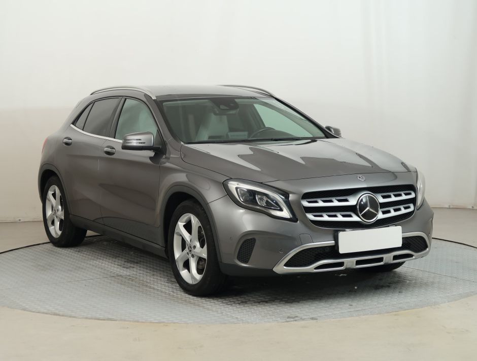 Mercedes-Benz GLA - 2017
