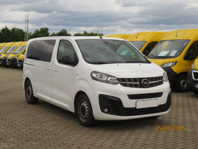 Opel Vivaro 2022