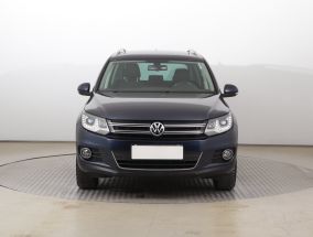 Volkswagen Tiguan - 2012