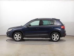 Volkswagen Tiguan - 2012