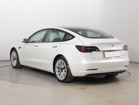 Tesla Model 3 - 2021