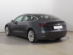 Tesla Model 3 - 2020