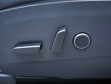 Tesla Model Y - 2023