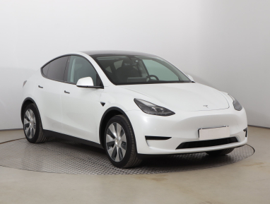 Tesla Model Y - 2023
