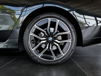 BMW 7 - 2023