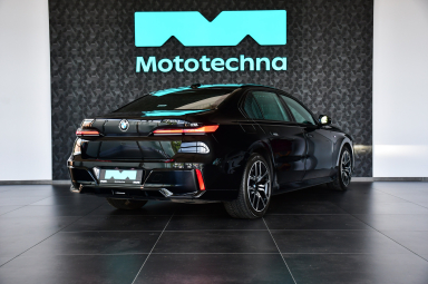 BMW 7 - 2023