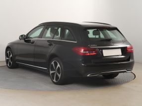 Mercedes-Benz C - 2019