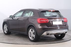 Mercedes-Benz GLA - 2014