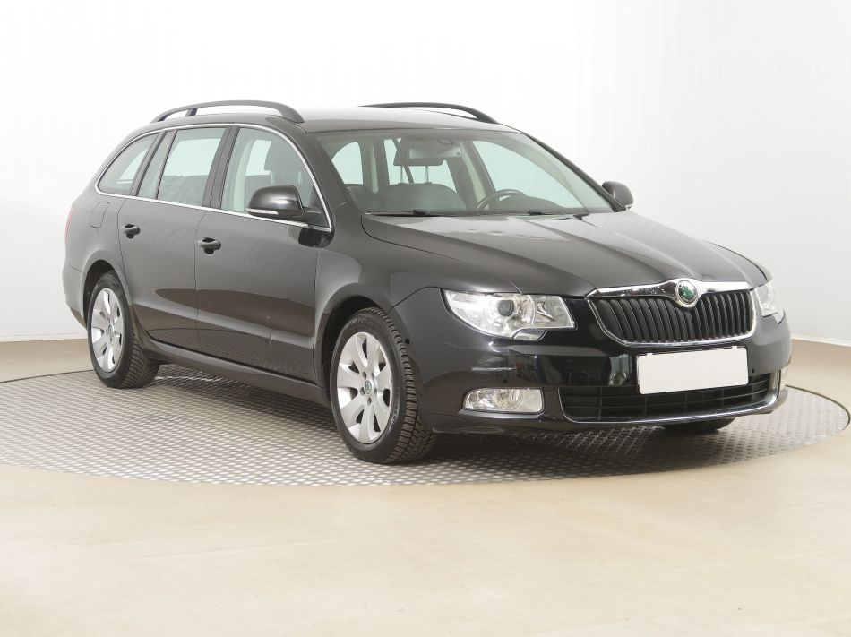 Skoda Superb - 2012