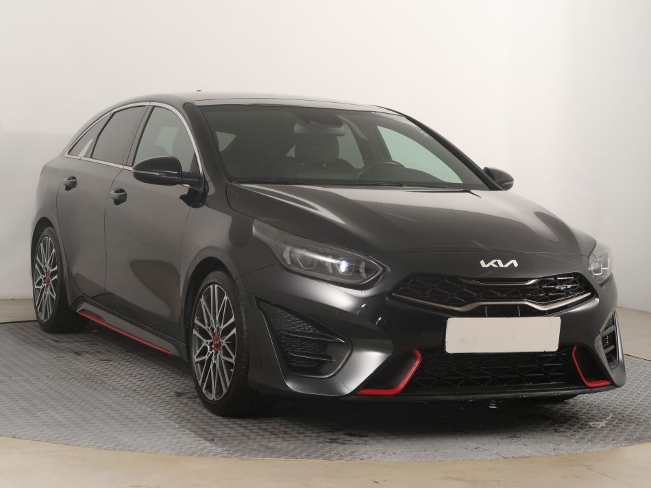 Kia ProCeed - 2022