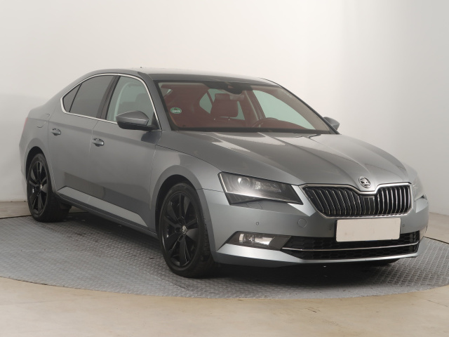 Škoda Superb 2017