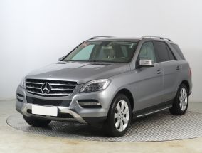 Mercedes-Benz ML - 2012