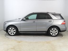 Mercedes-Benz ML - 2012