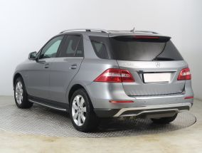 Mercedes-Benz ML - 2012
