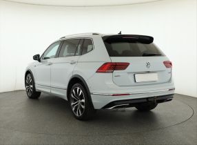 Volkswagen Tiguan - 2018