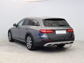 Mercedes-Benz E - 2017
