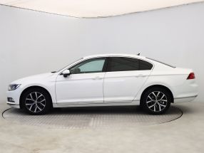 Volkswagen Passat - 2017