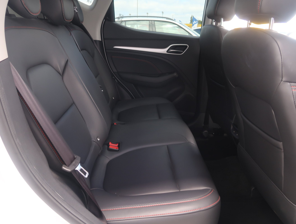 MG ZS SUV