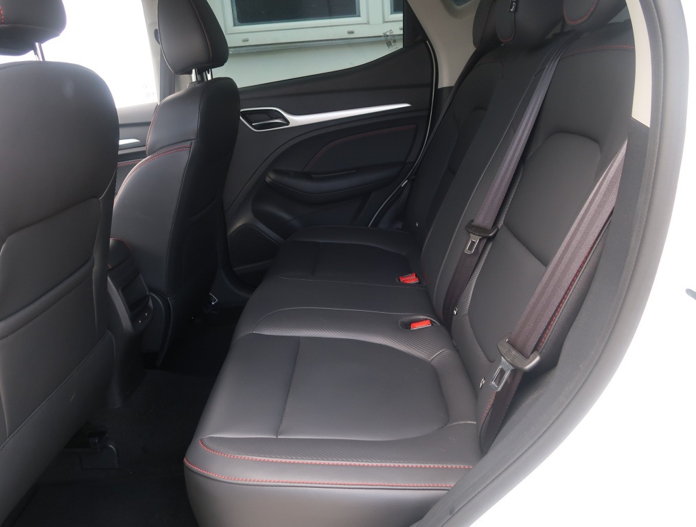MG ZS SUV