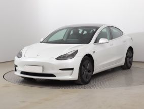 Tesla Model 3 - 2020