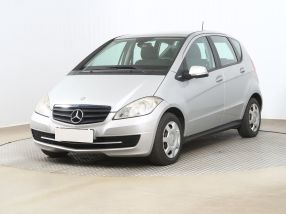 Mercedes-Benz A - 2010