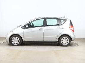 Mercedes-Benz A - 2010