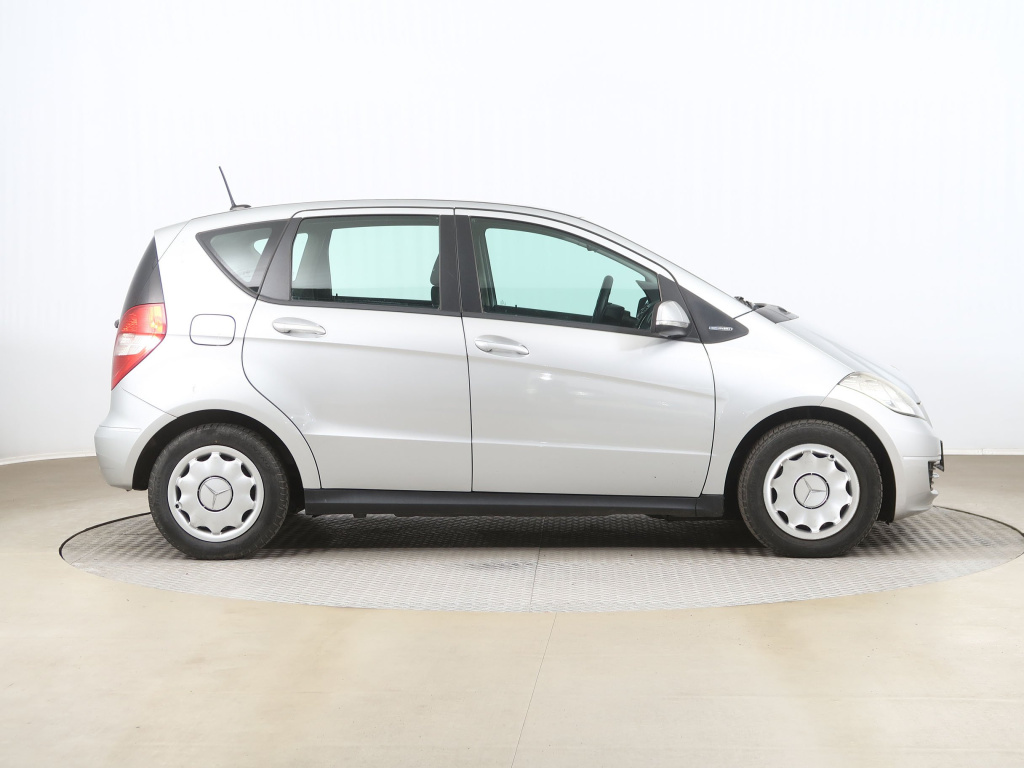 Mercedes-Benz A