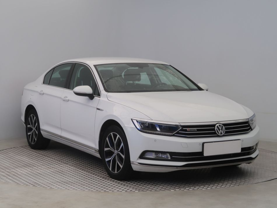Volkswagen Passat - 2017