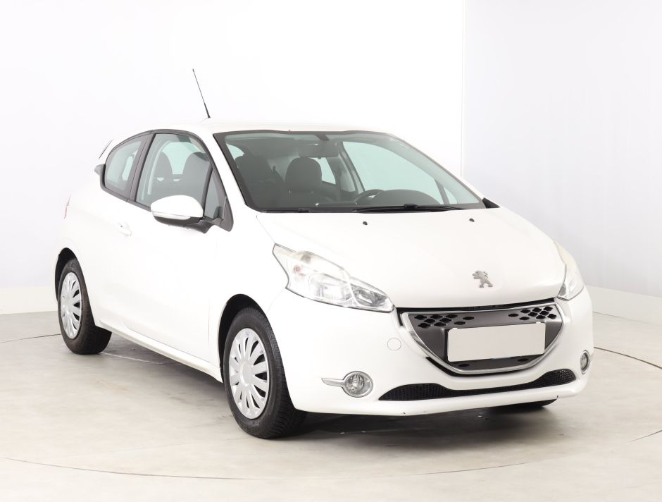 Peugeot 208 - 2013