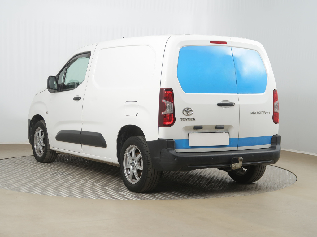 Toyota Proace City