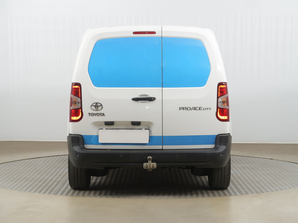 Toyota Proace City