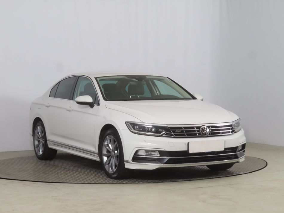 Volkswagen Passat - 2019