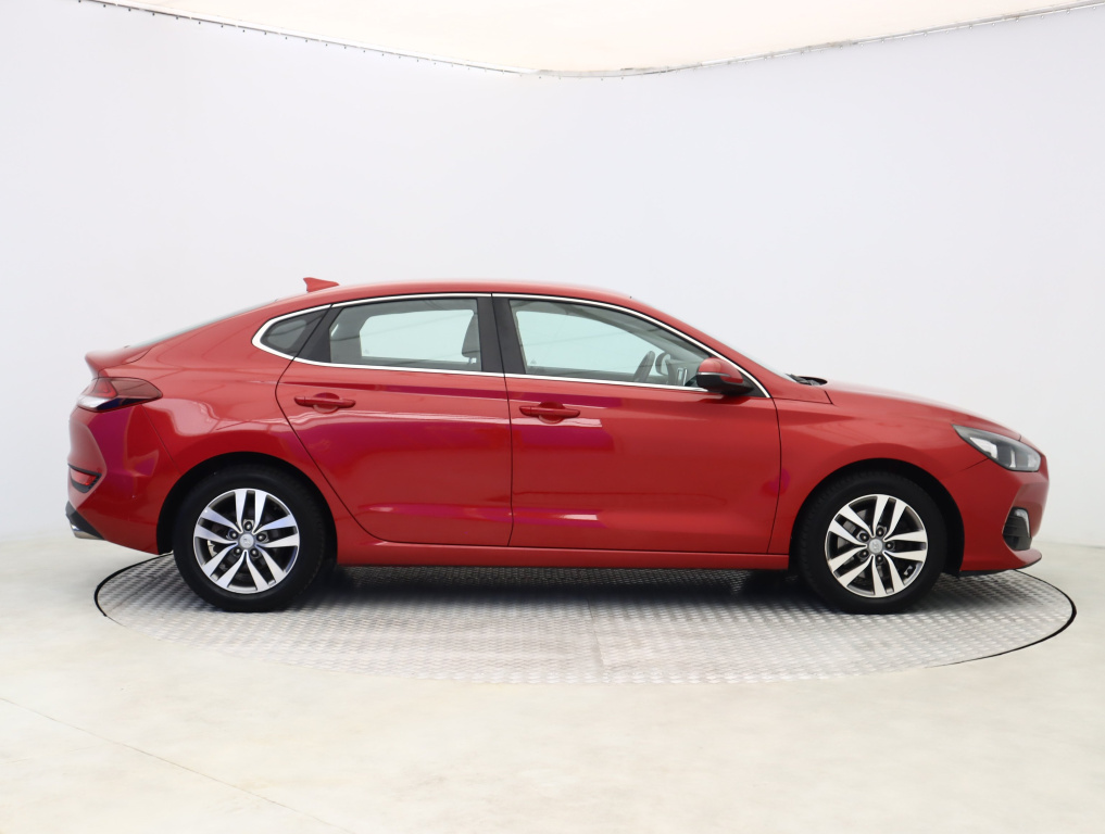 Hyundai i30 Fastback