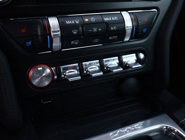 Ford Mustang - 2023