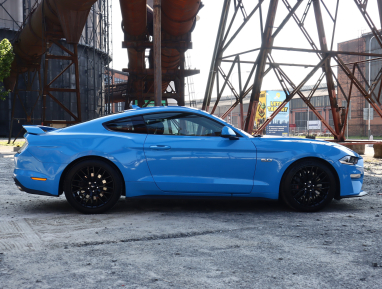 Ford Mustang - 2023