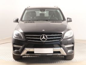 Mercedes-Benz ML - 2012