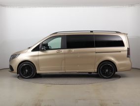 Mercedes-Benz V - 2024