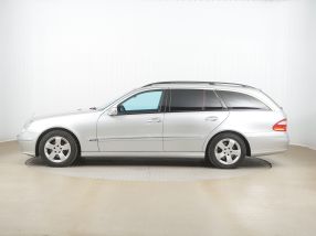 Mercedes-Benz E - 2006