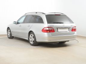 Mercedes-Benz E - 2006